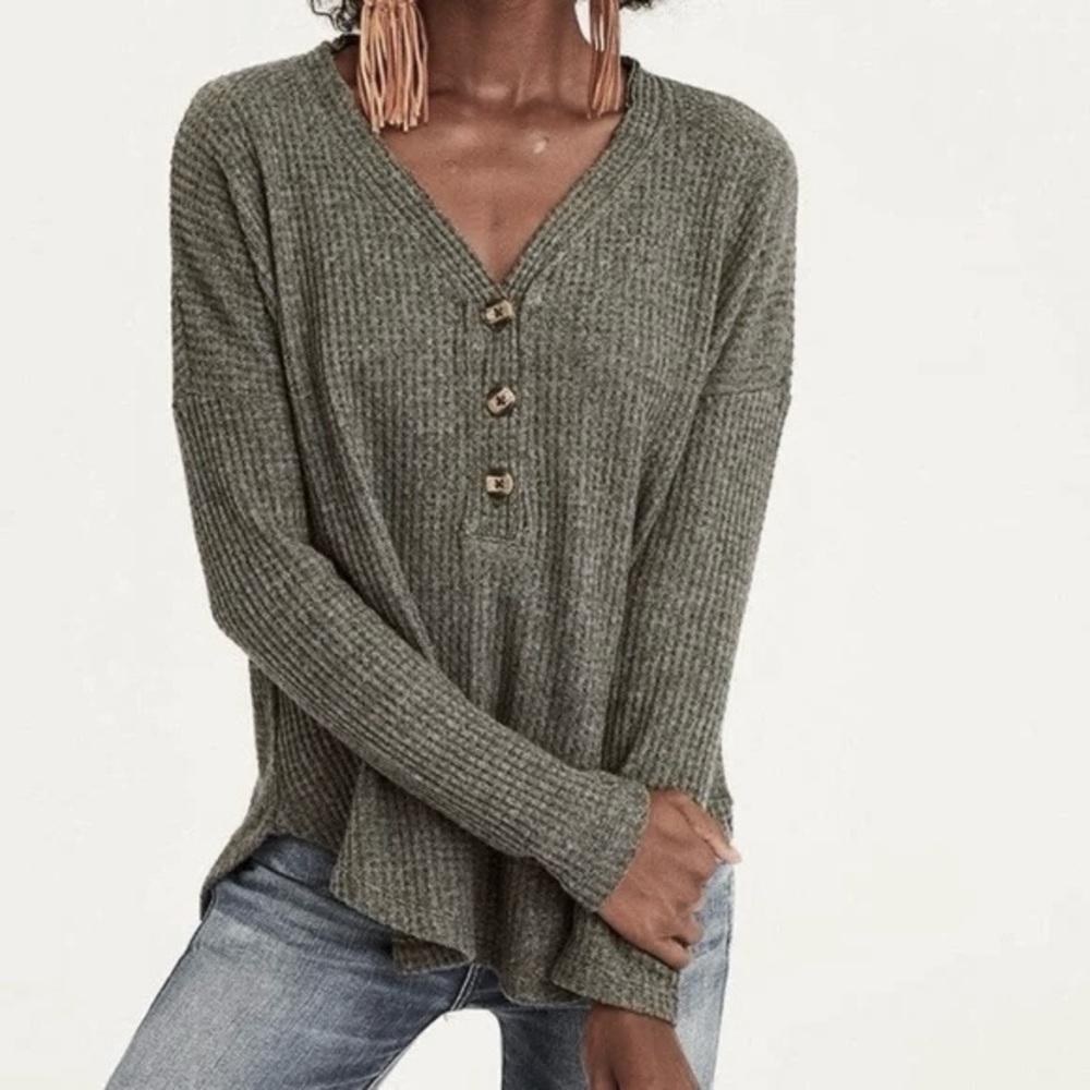 NWT American Eagle Soft & Sexy Plush Waffle Henley Long Sleeve Shirt - XS